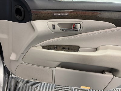 2010 Lexus LS 460 