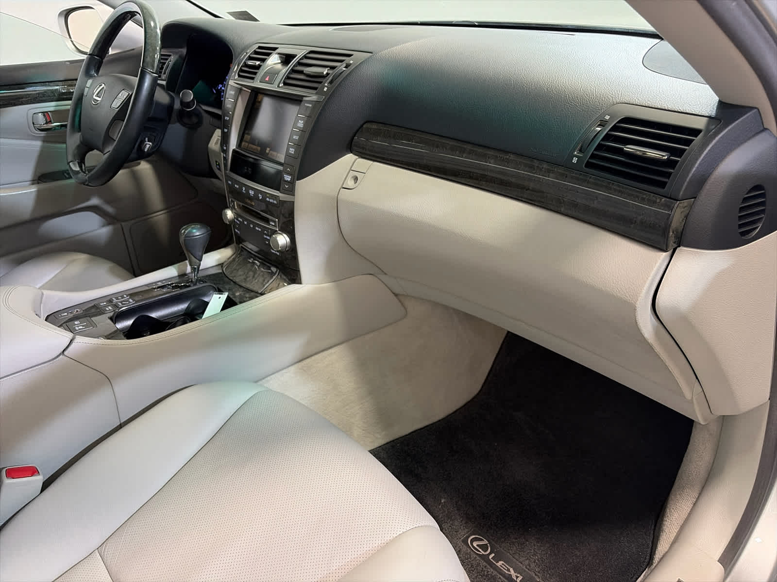 2010 Lexus LS 460 