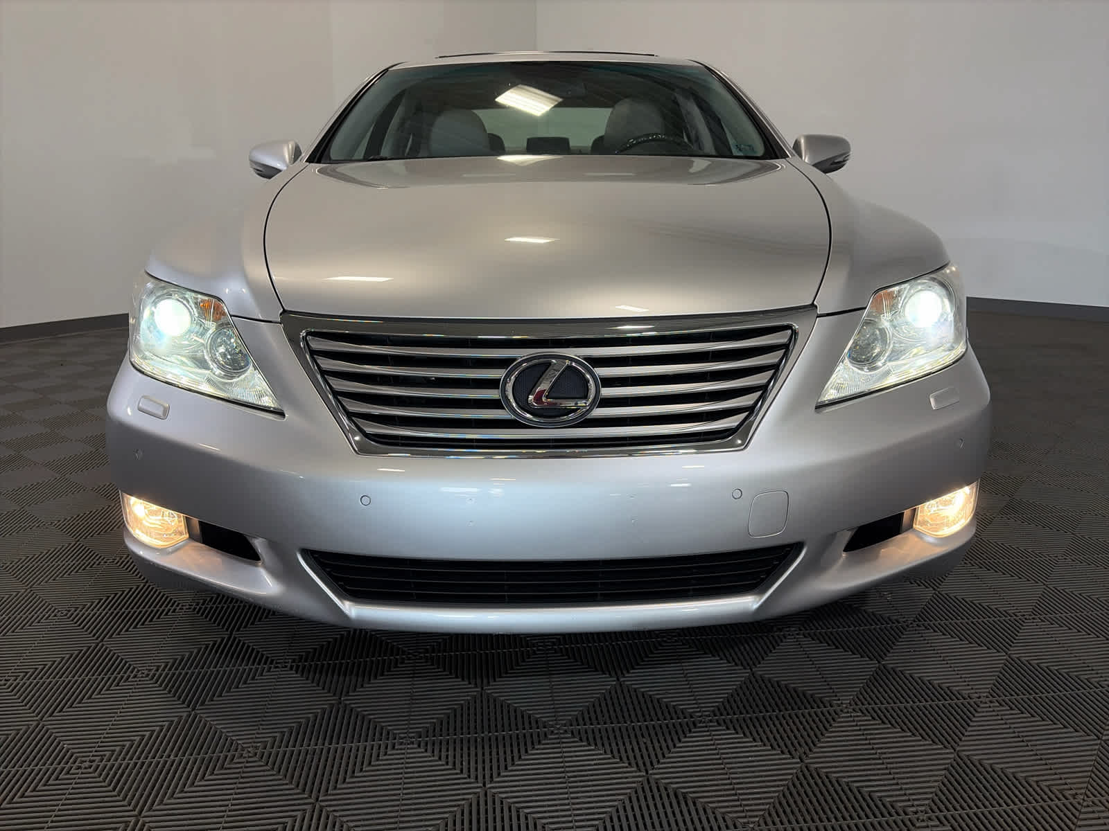 2010 Lexus LS 460 