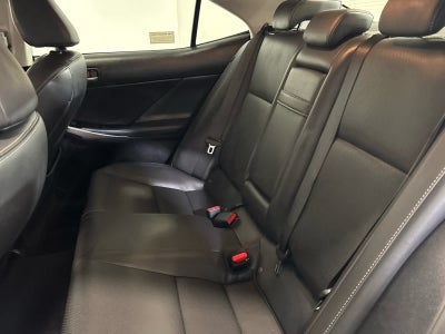 2017 Lexus IS 300 