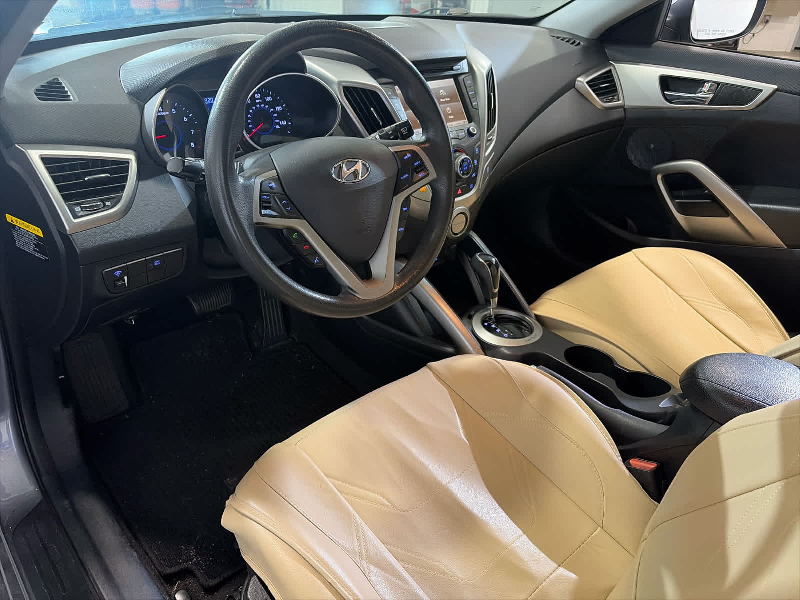 2016 Hyundai Veloster Base