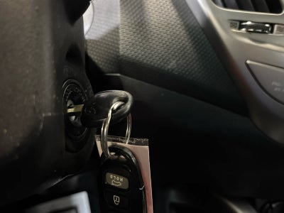 2016 Hyundai Veloster Base