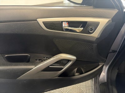 2016 Hyundai Veloster Base