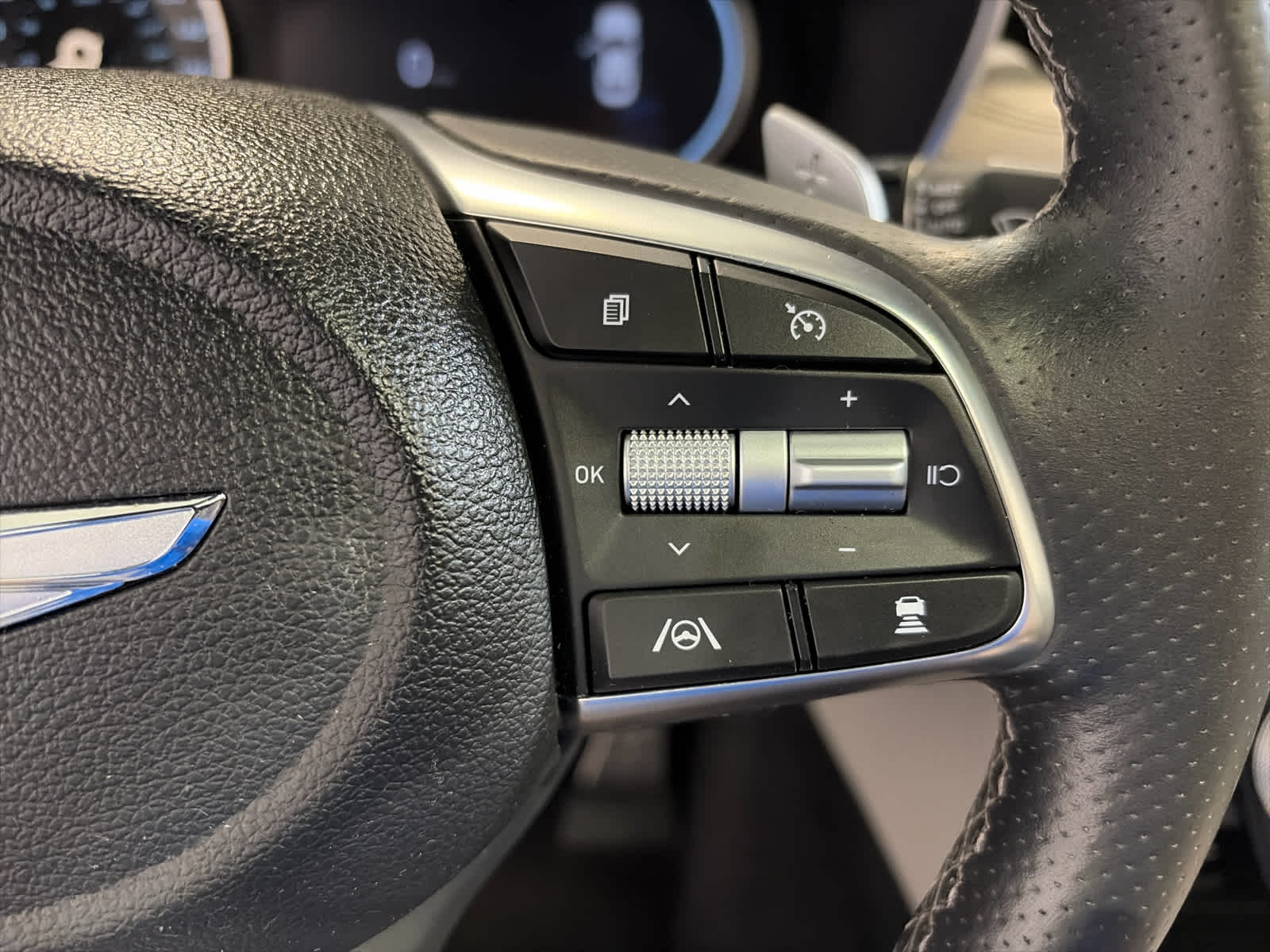 2023 Genesis G70 3.3T