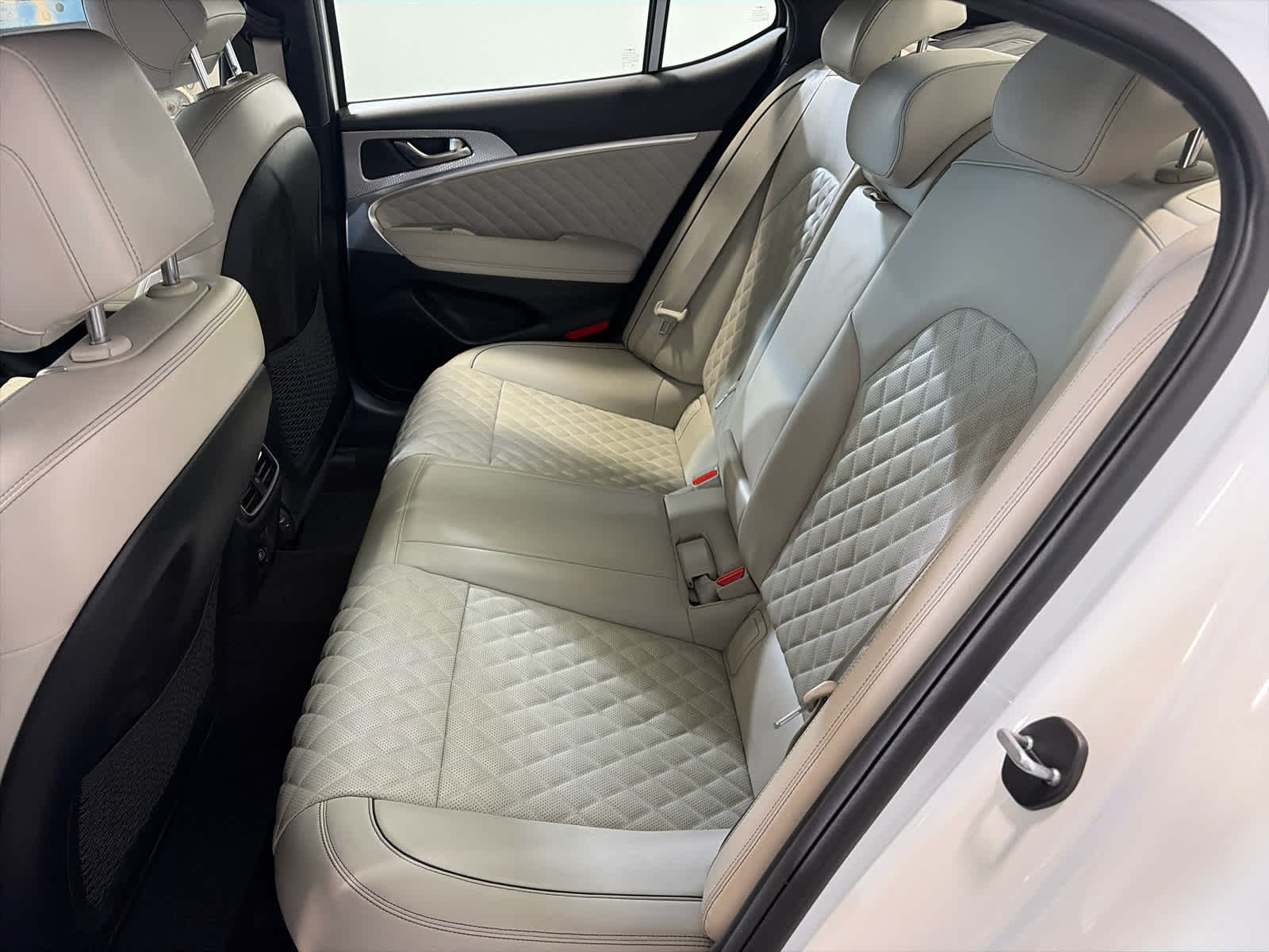 2023 Genesis G70 3.3T