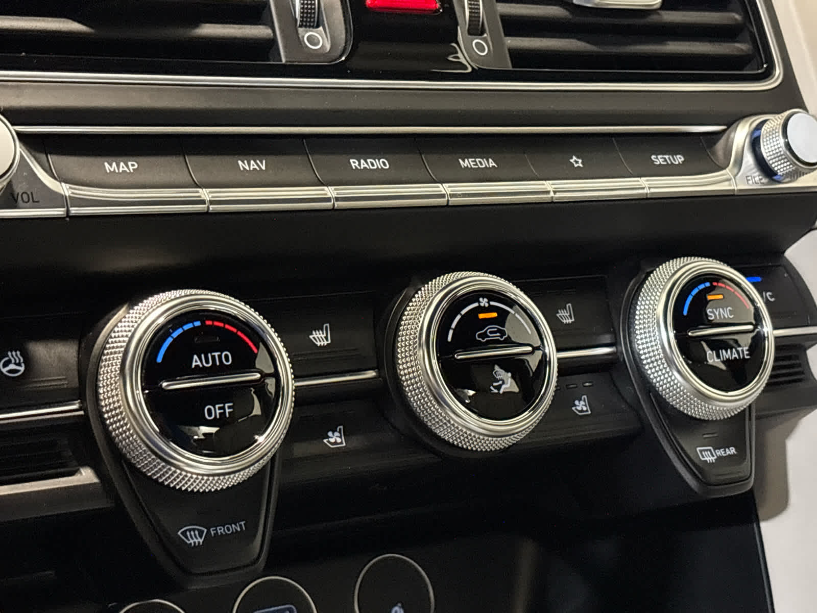 2023 Genesis G70 3.3T