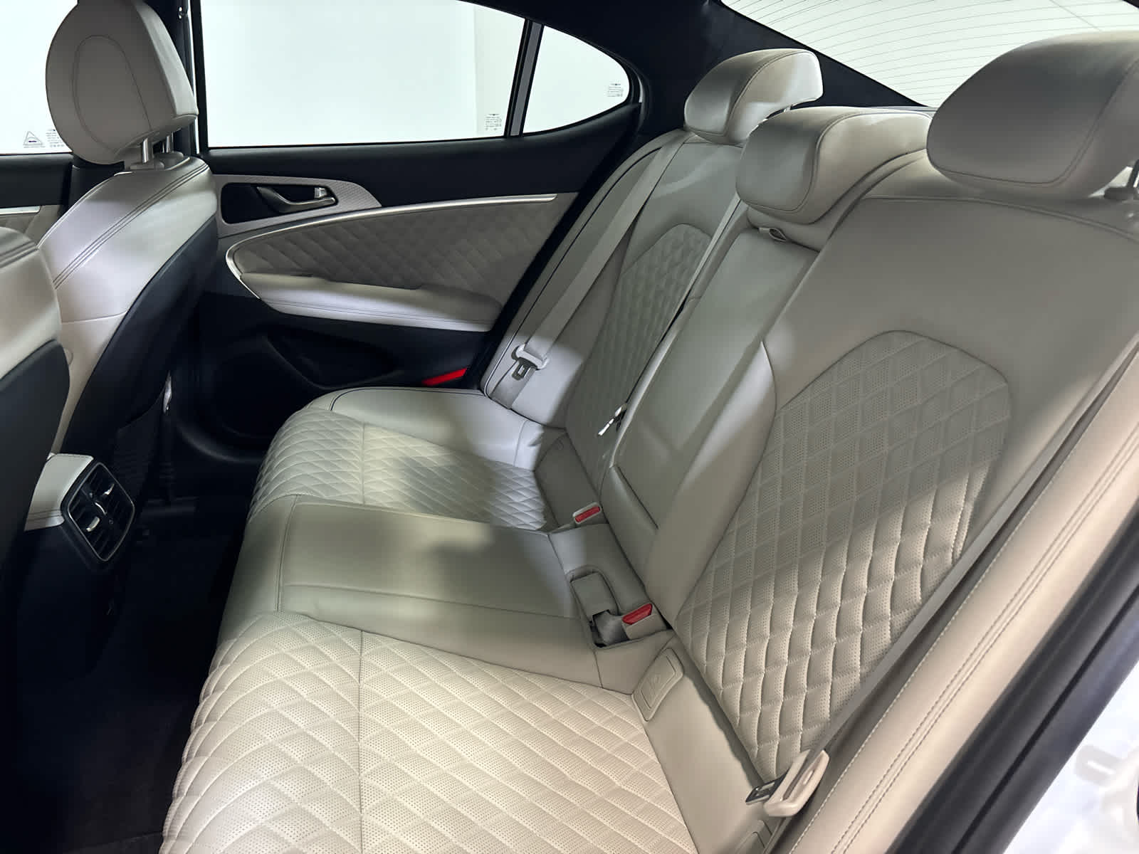 2023 Genesis G70 3.3T