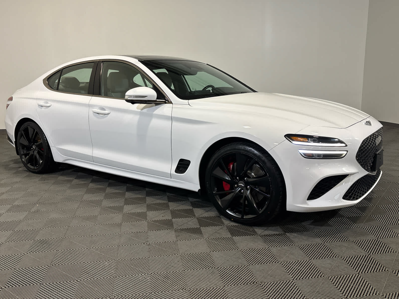2023 Genesis G70 3.3T
