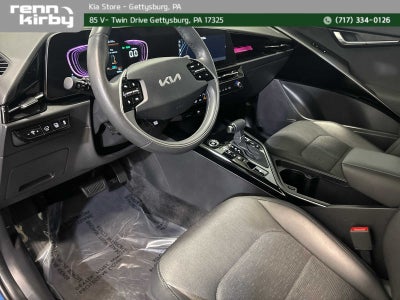 2024 Kia Niro SX