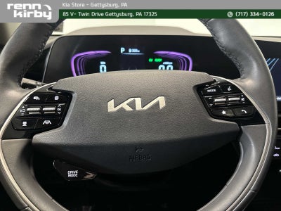 2024 Kia Niro SX