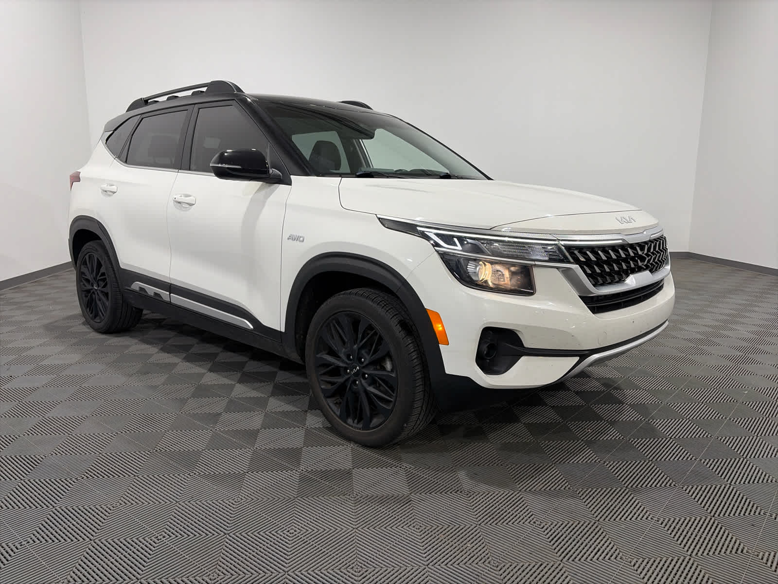 2022 Kia Seltos Nightfall