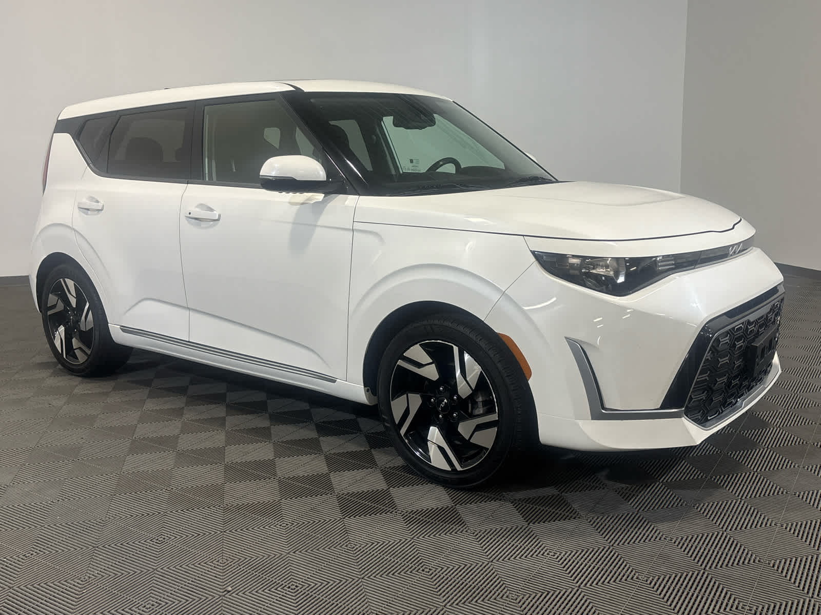 2023 Kia Soul GT-Line