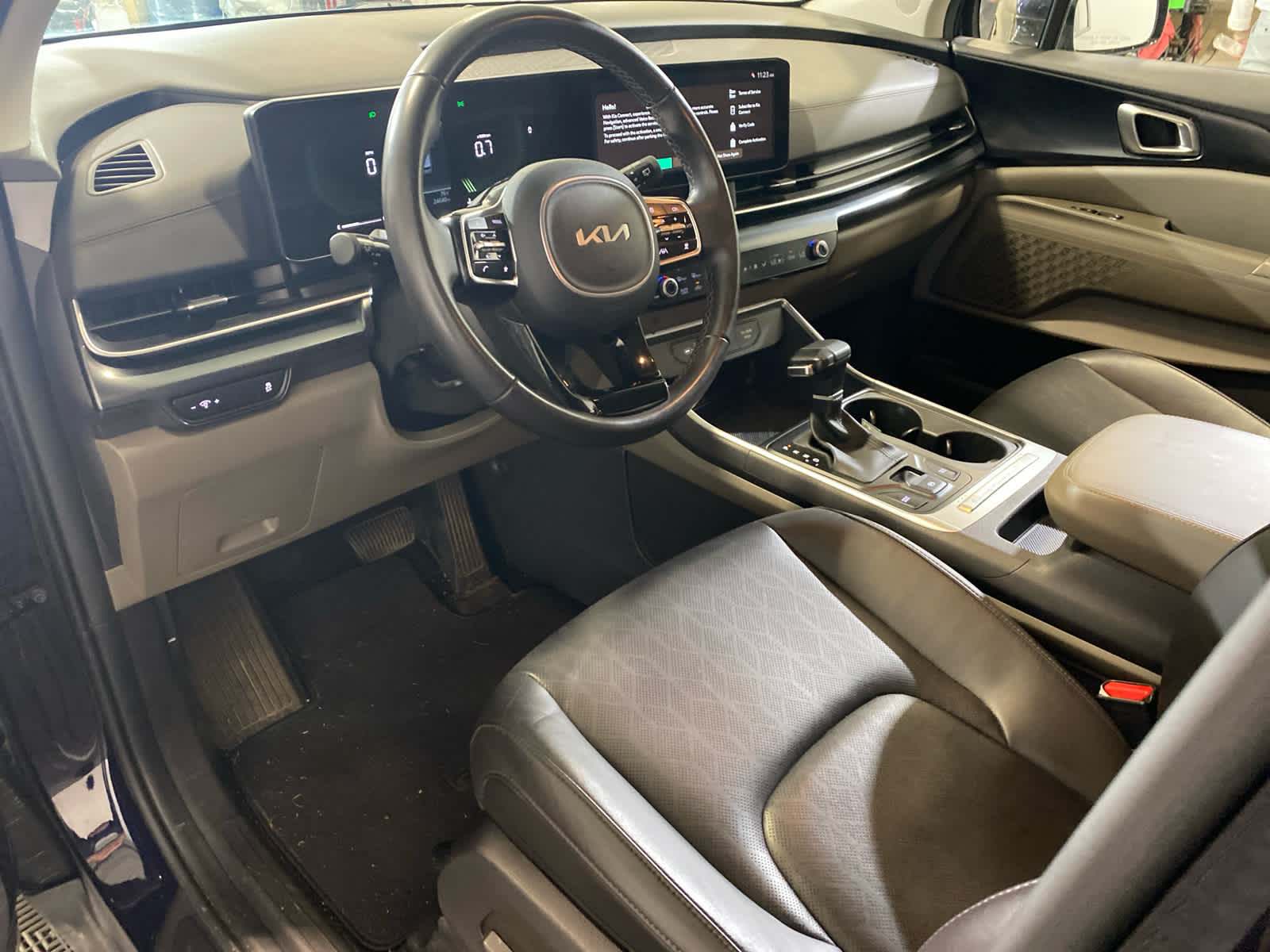 2025 Kia Carnival LXS