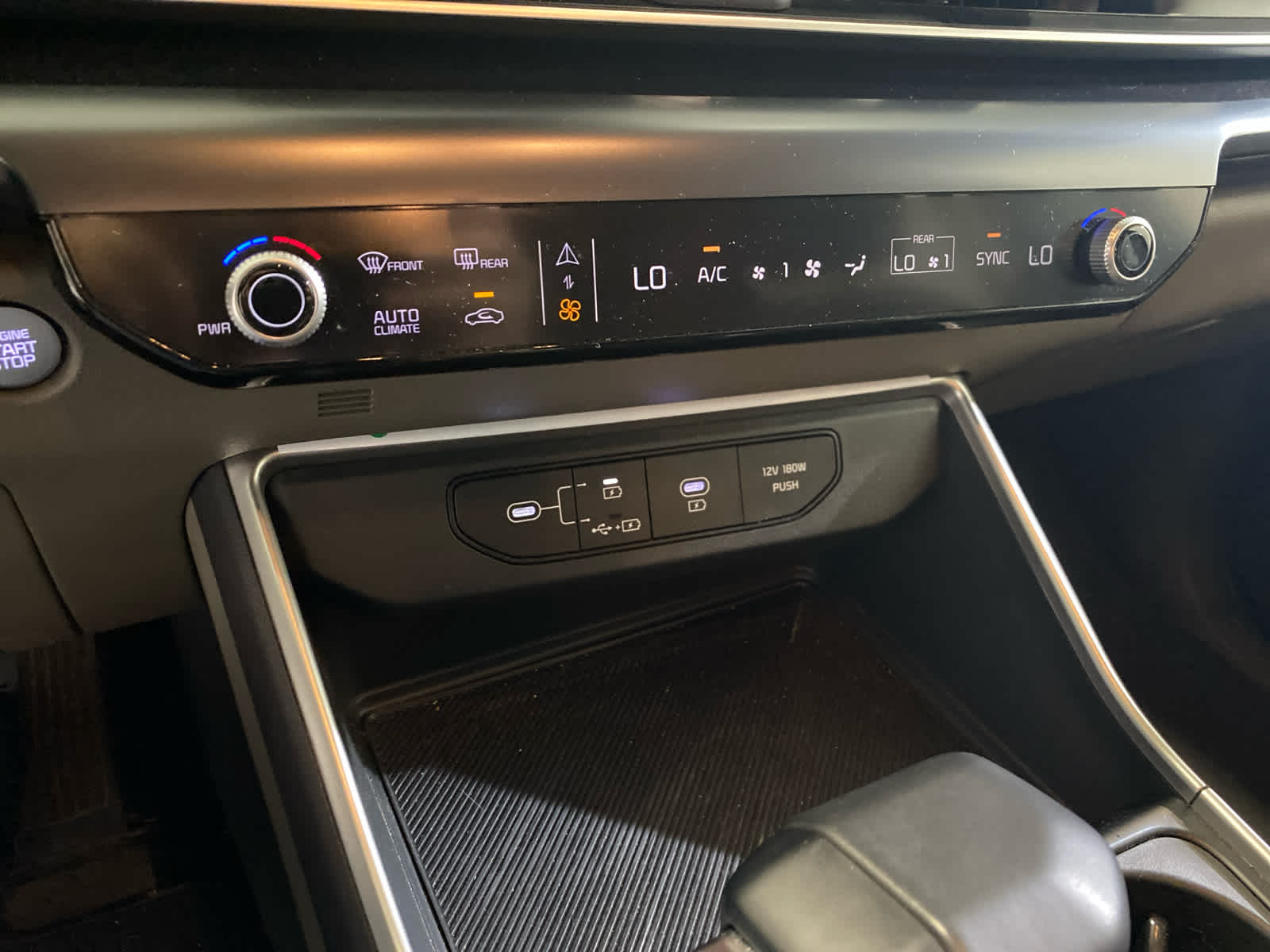 2025 Kia Carnival LXS