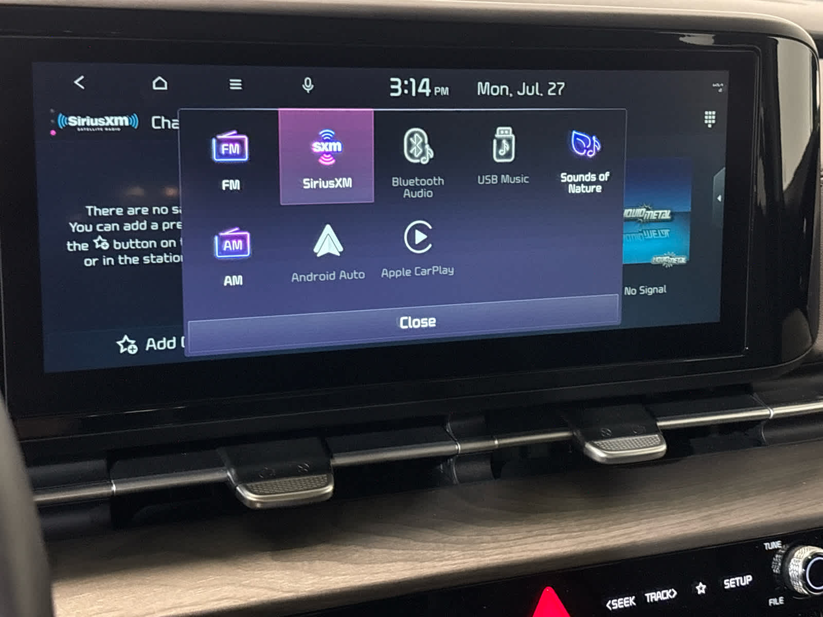 2024 Kia Carnival EX