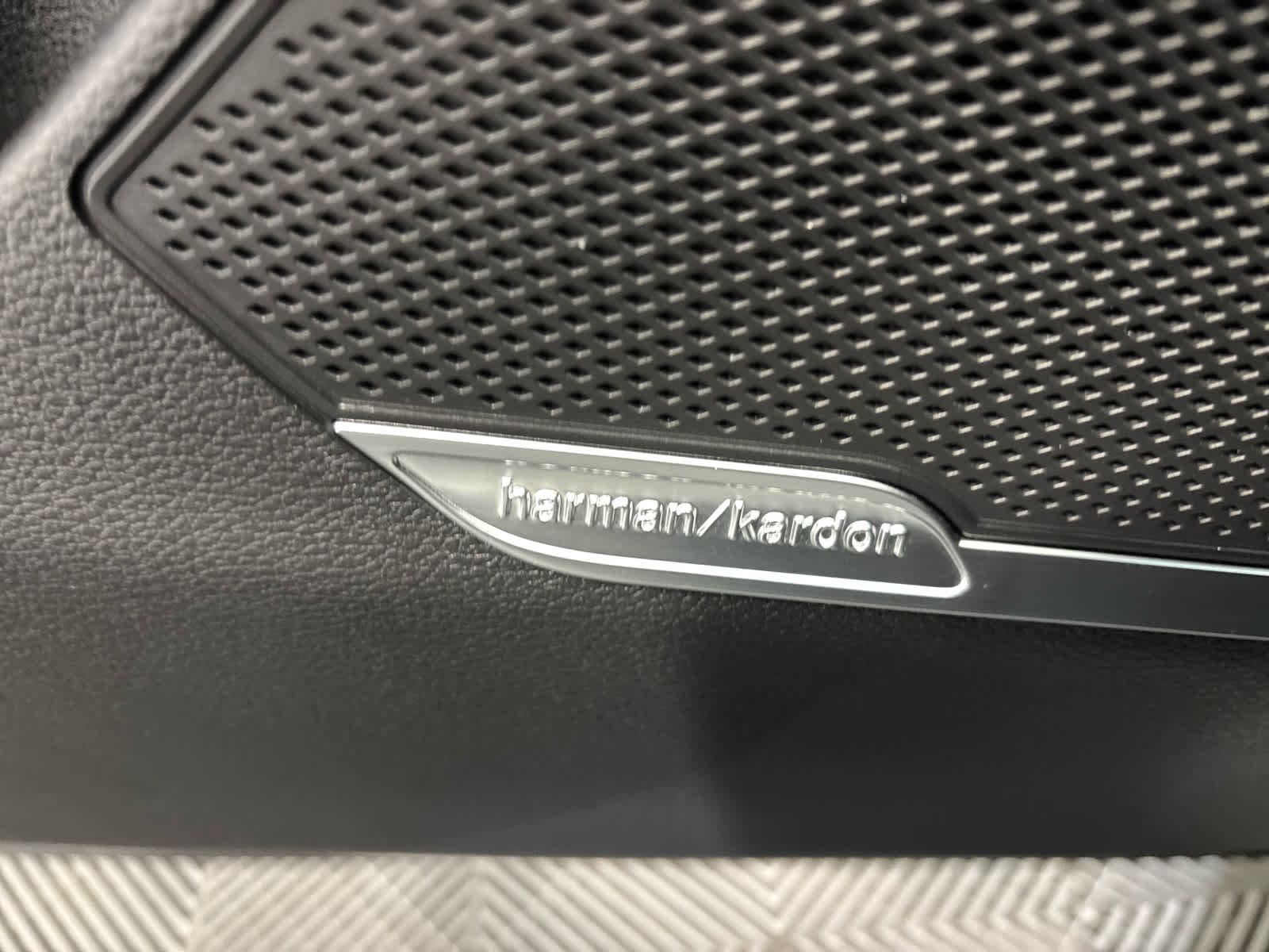 2024 Kia Sportage Plug-In Hybrid X-Line Prestige