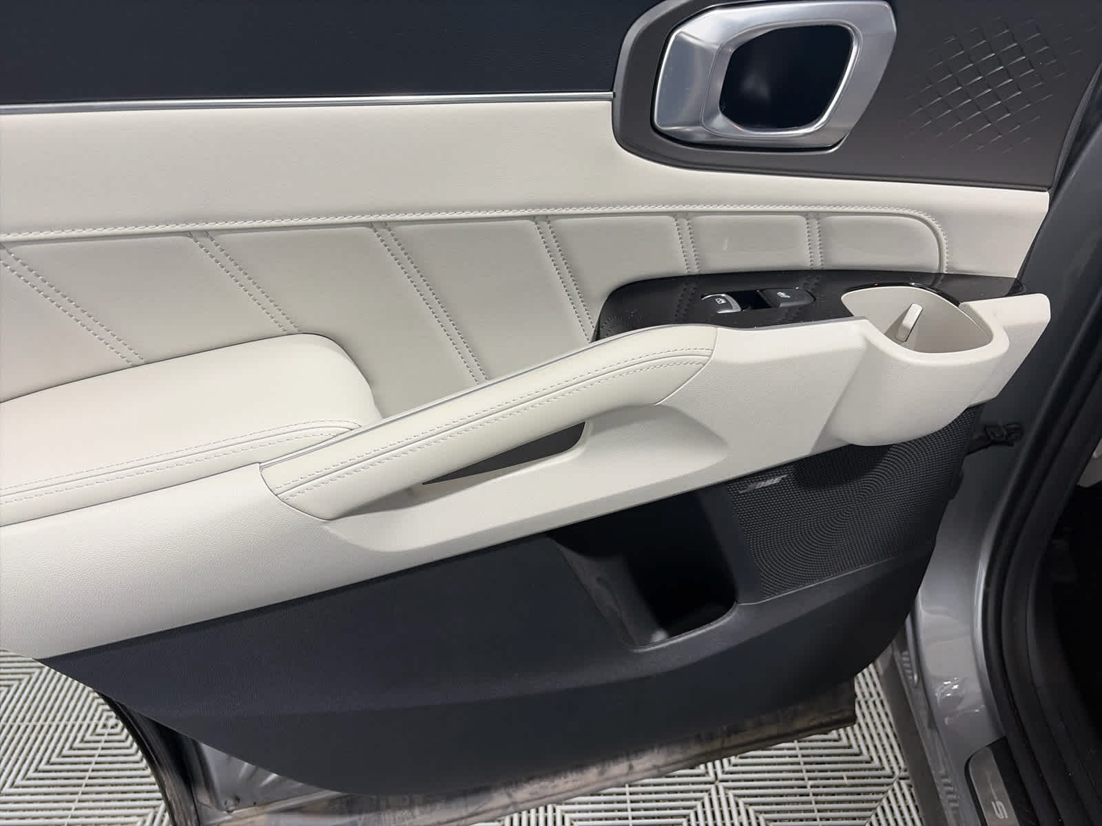 2023 Kia Sorento Hybrid SX Prestige