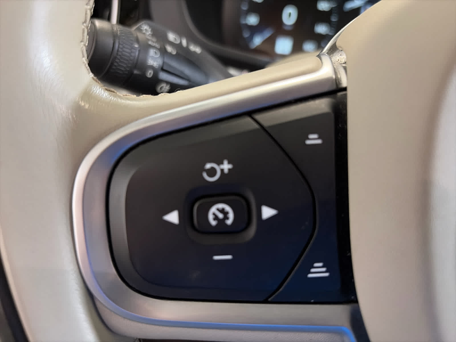 2019 Volvo XC60 Momentum