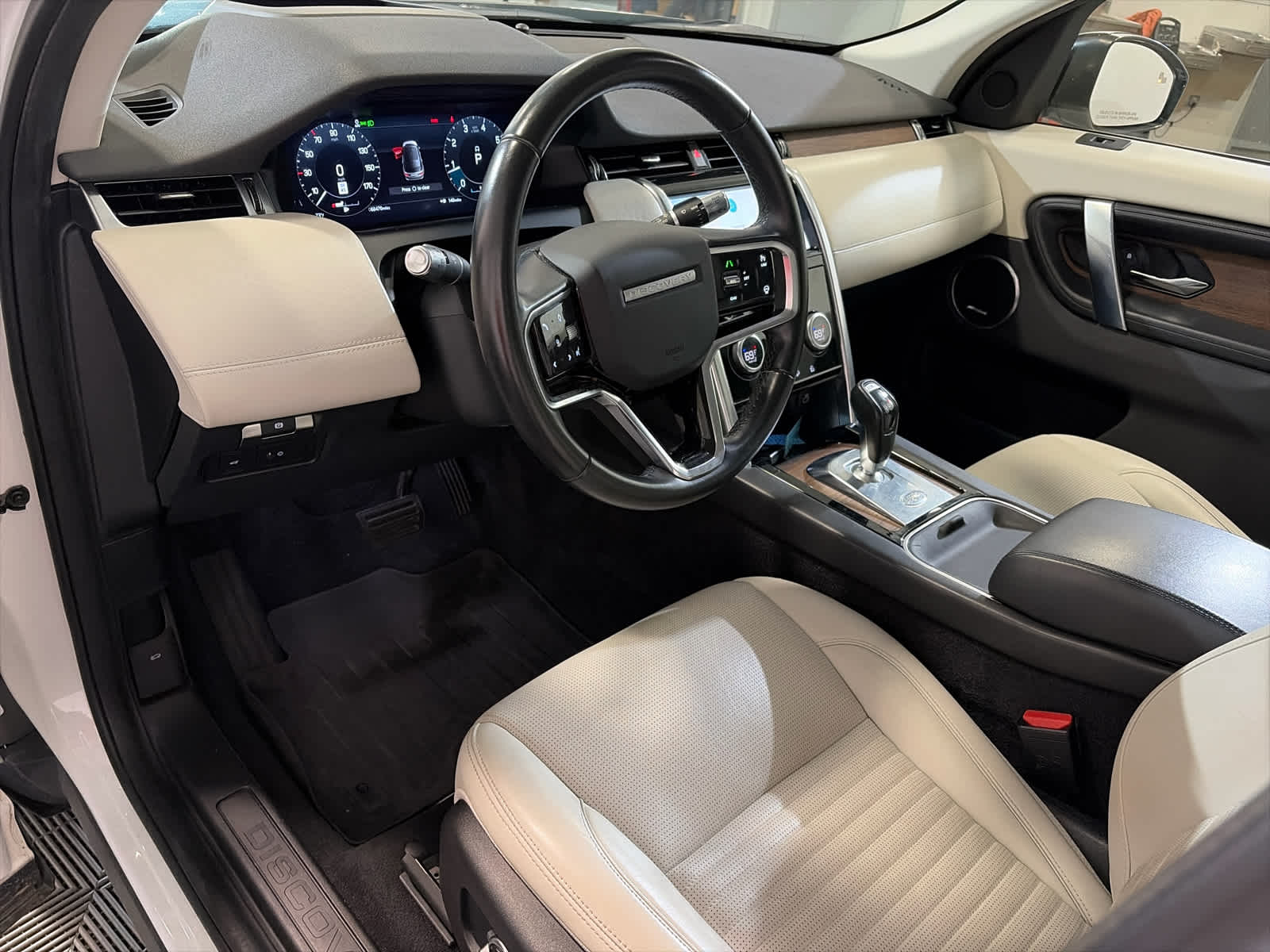 2021 Land Rover Discovery Sport SE