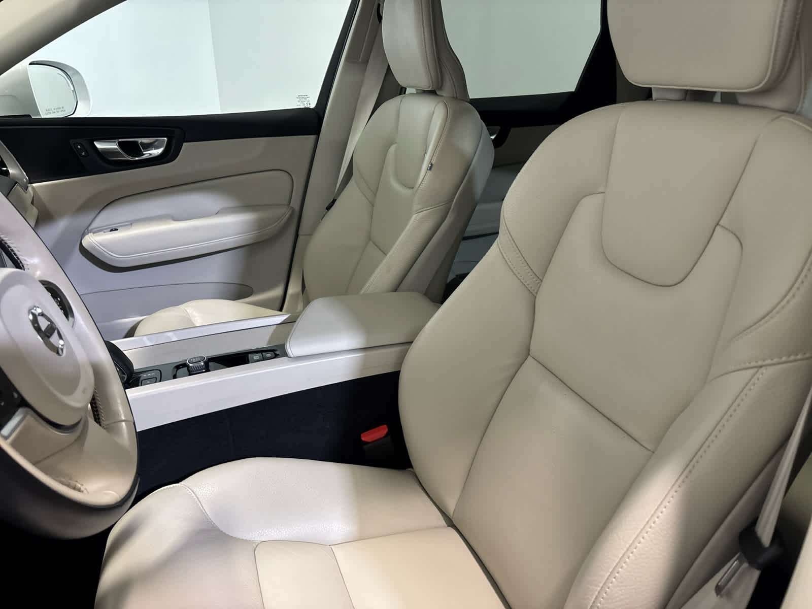 2023 Volvo XC60 Core