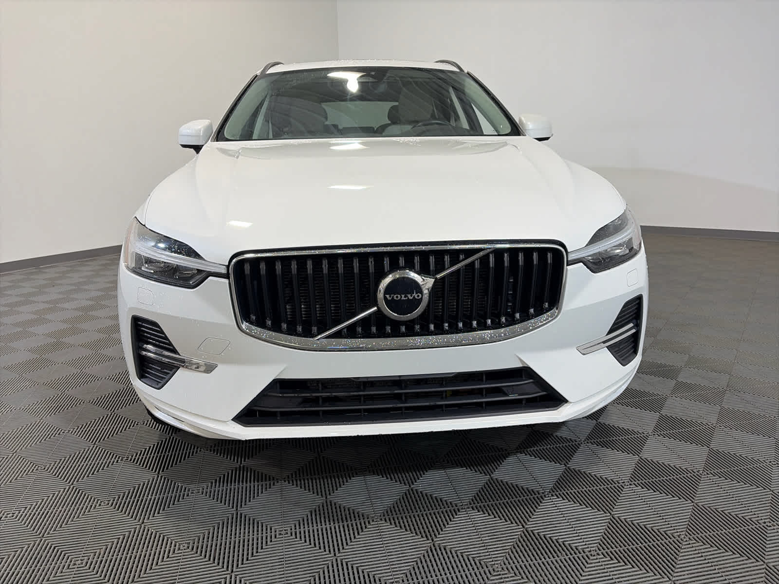 2023 Volvo XC60 Core
