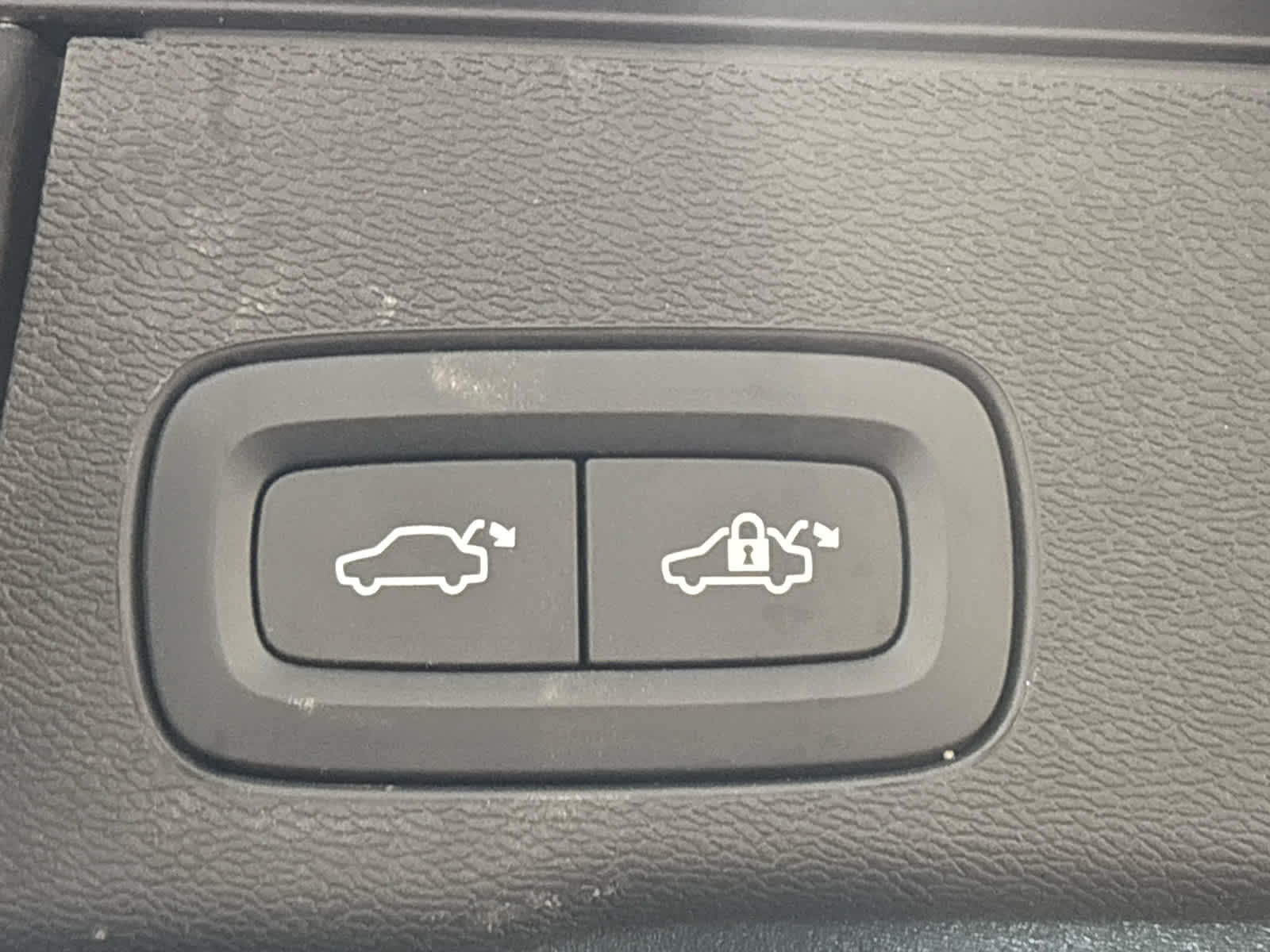 2023 Volvo XC60 Core
