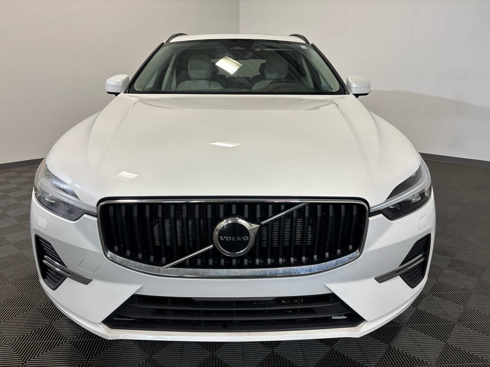 2023 Volvo XC60 Core