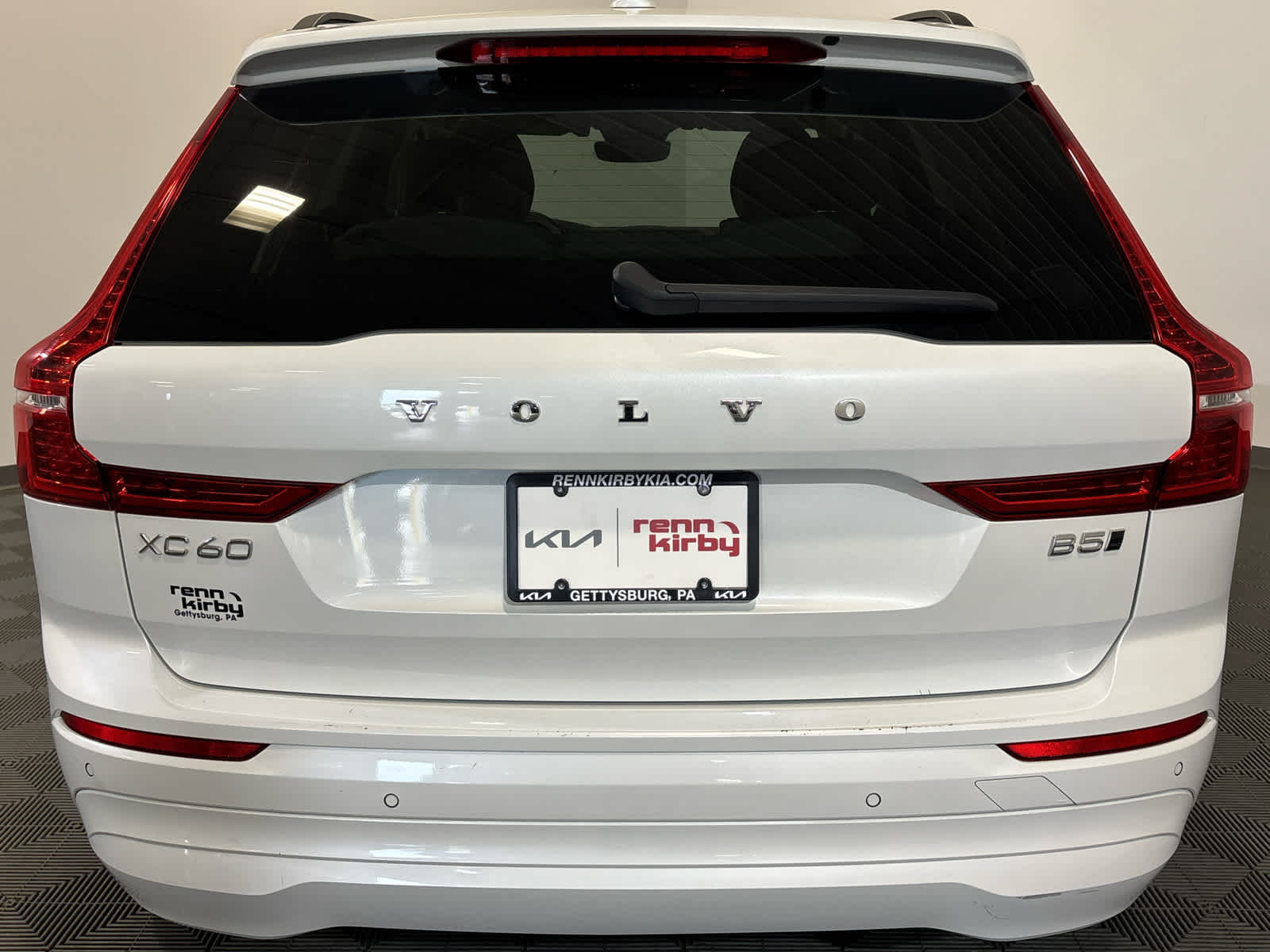 2023 Volvo XC60 Core