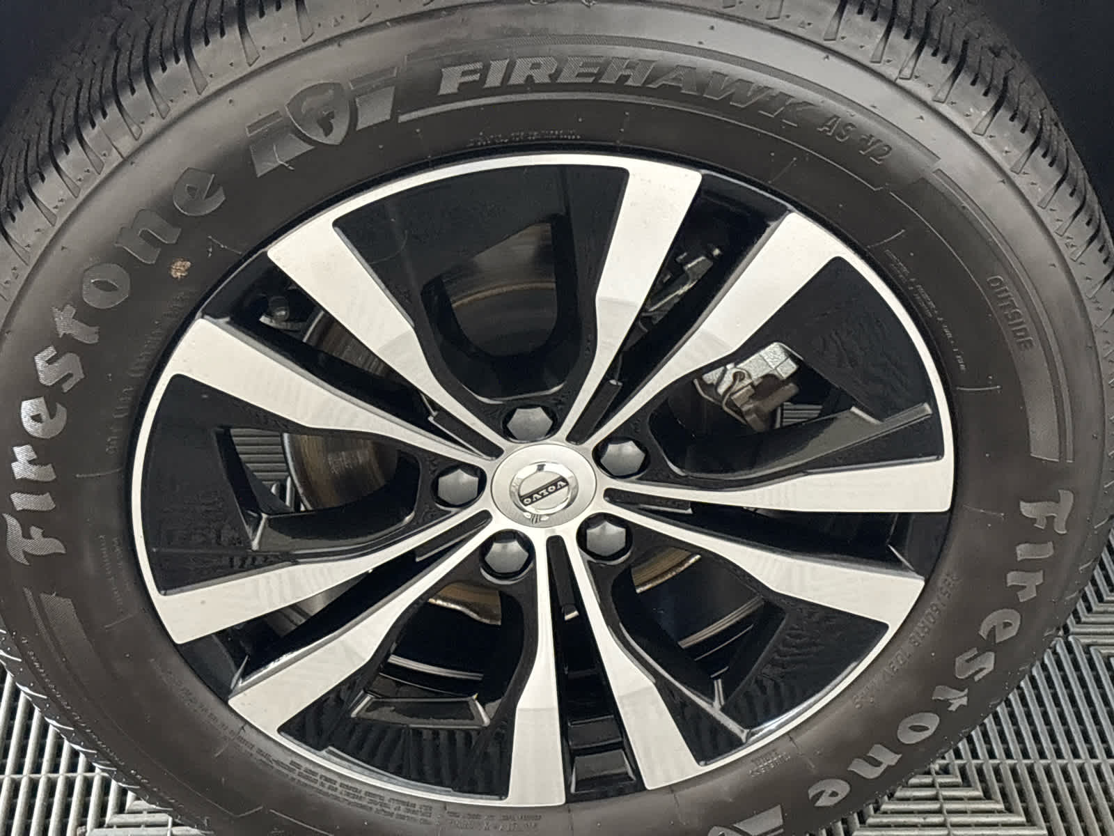 2023 Volvo XC60 Core