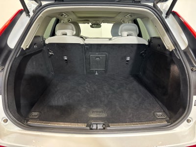 2023 Volvo XC60 Core