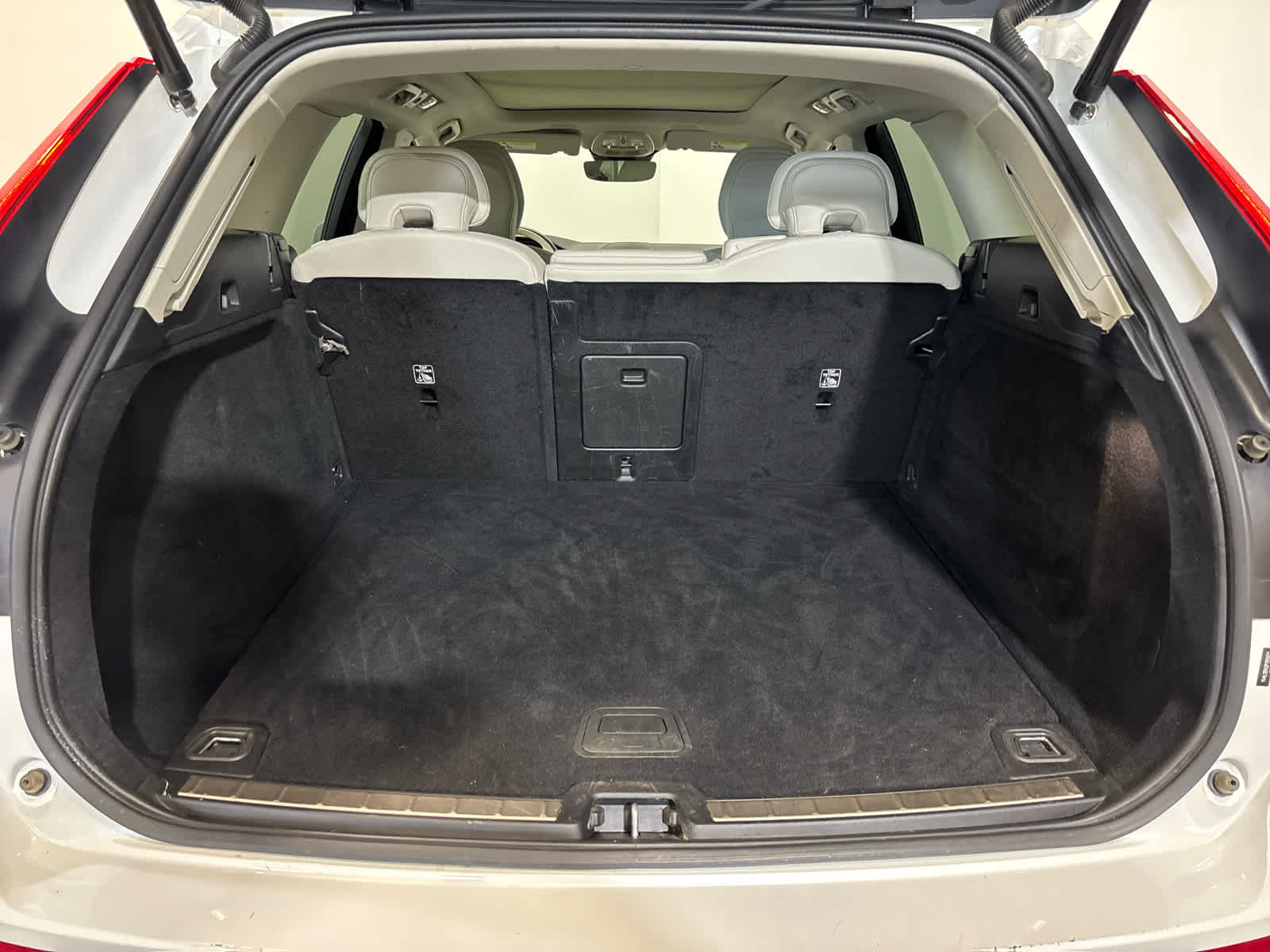 2023 Volvo XC60 Core