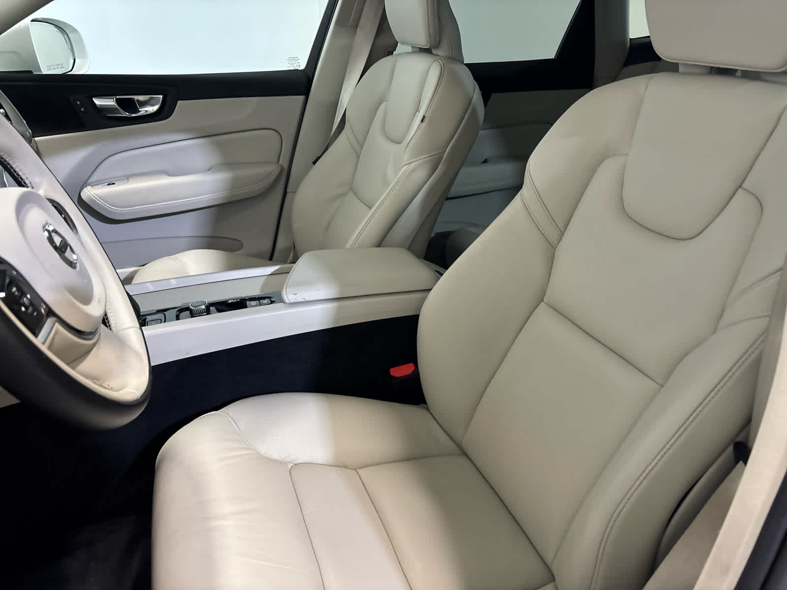 2023 Volvo XC60 Core