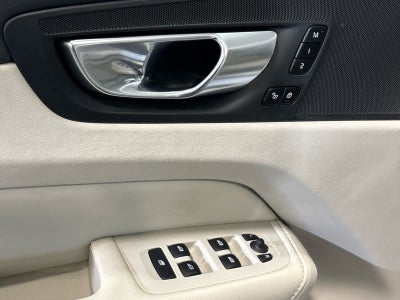 2023 Volvo XC60 Core