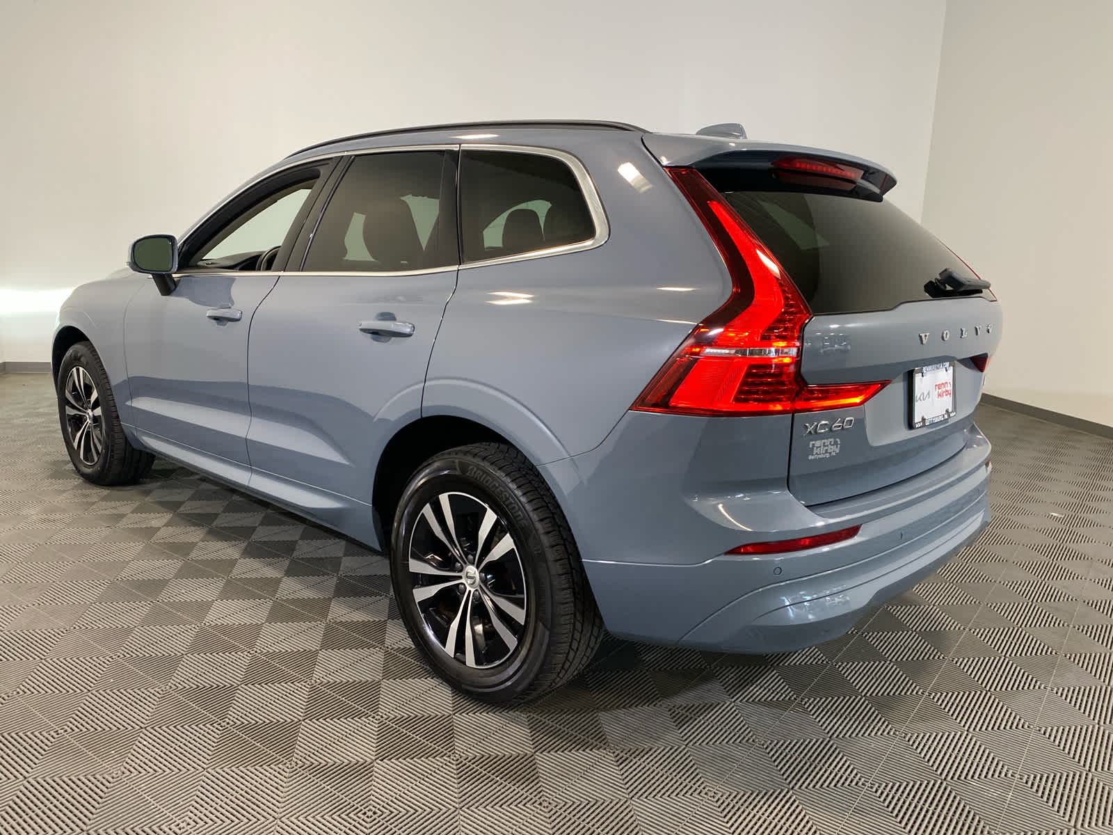 2023 Volvo XC60 Core
