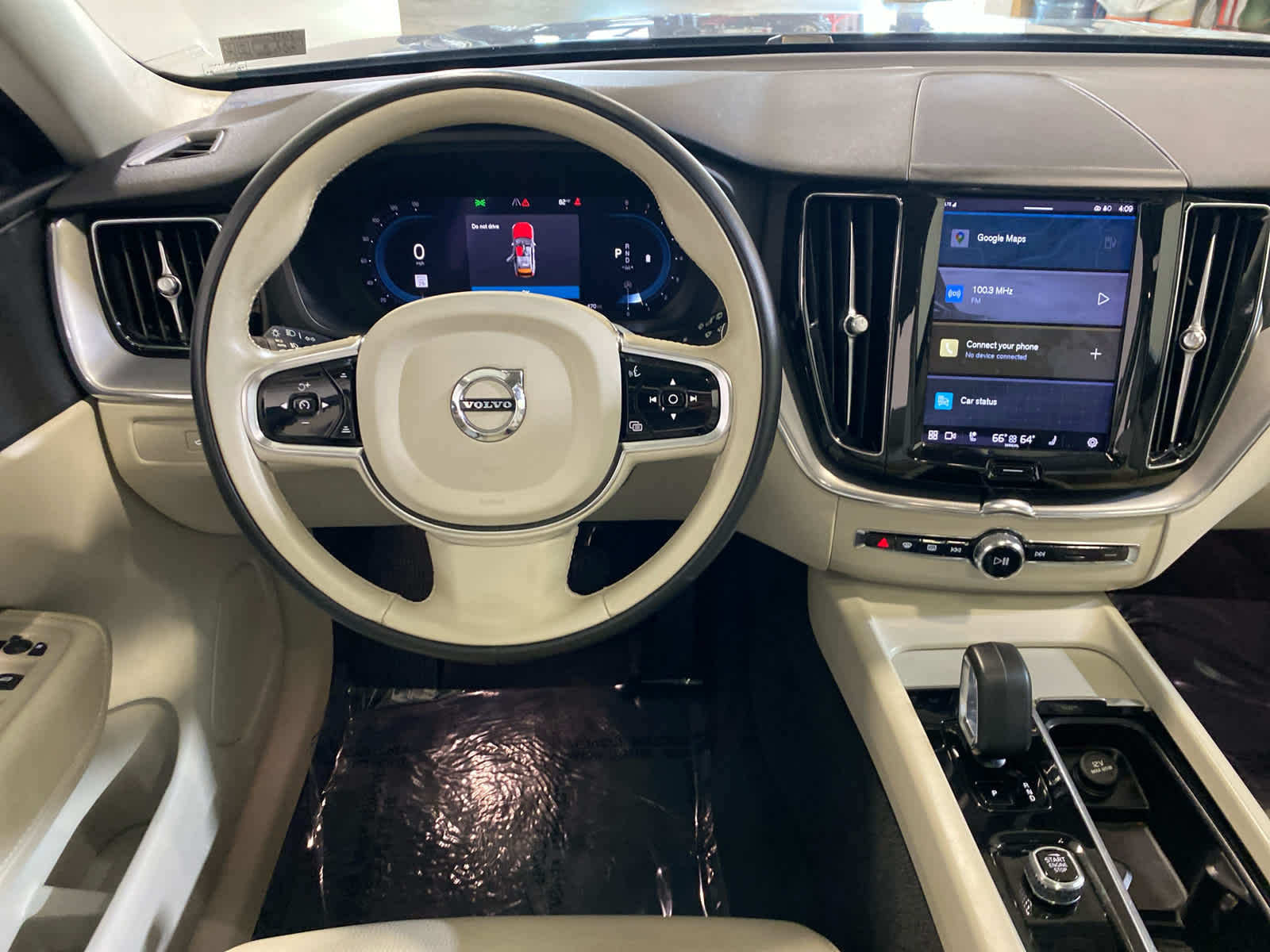 2023 Volvo XC60 Core