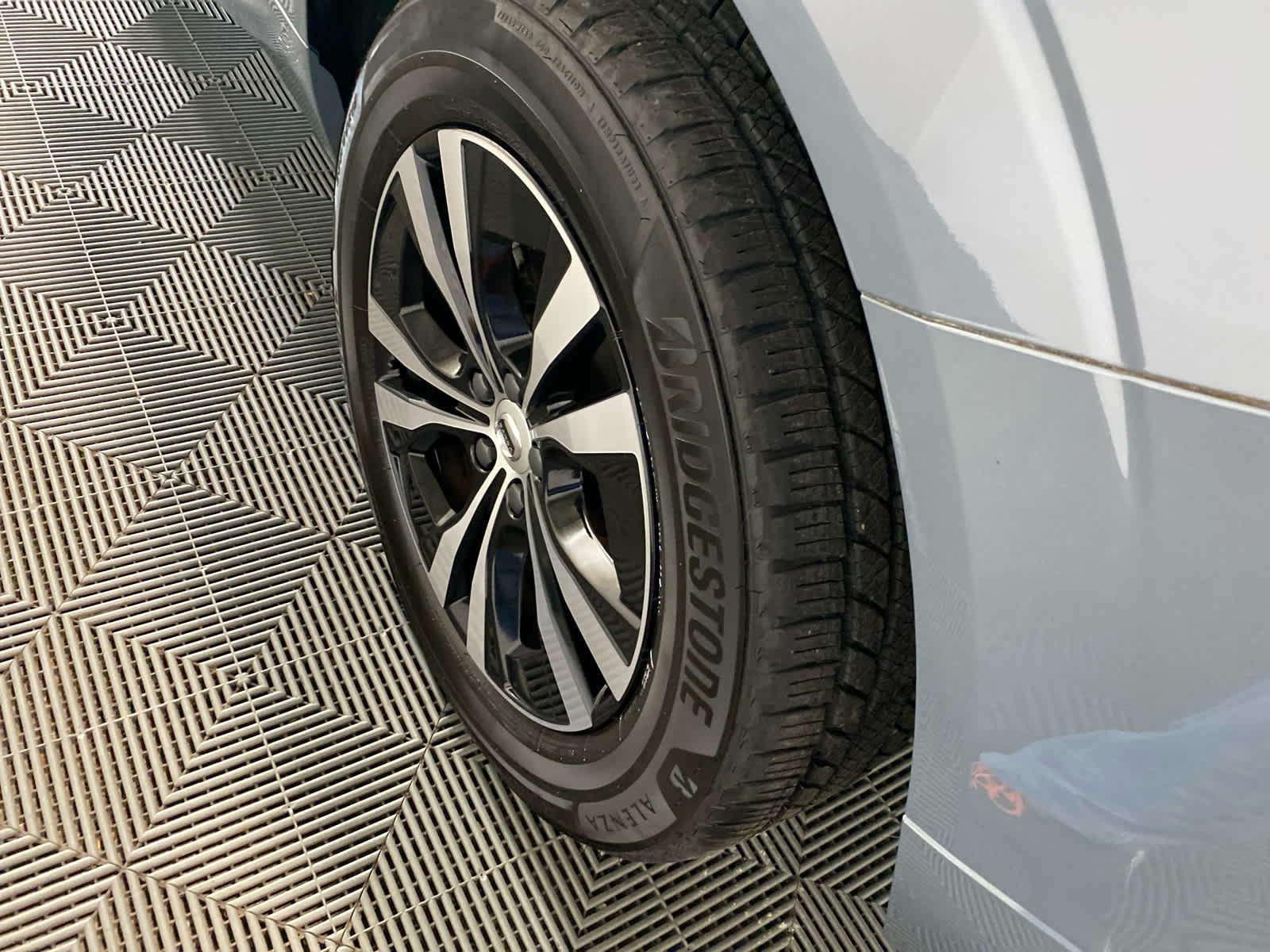 2023 Volvo XC60 Core