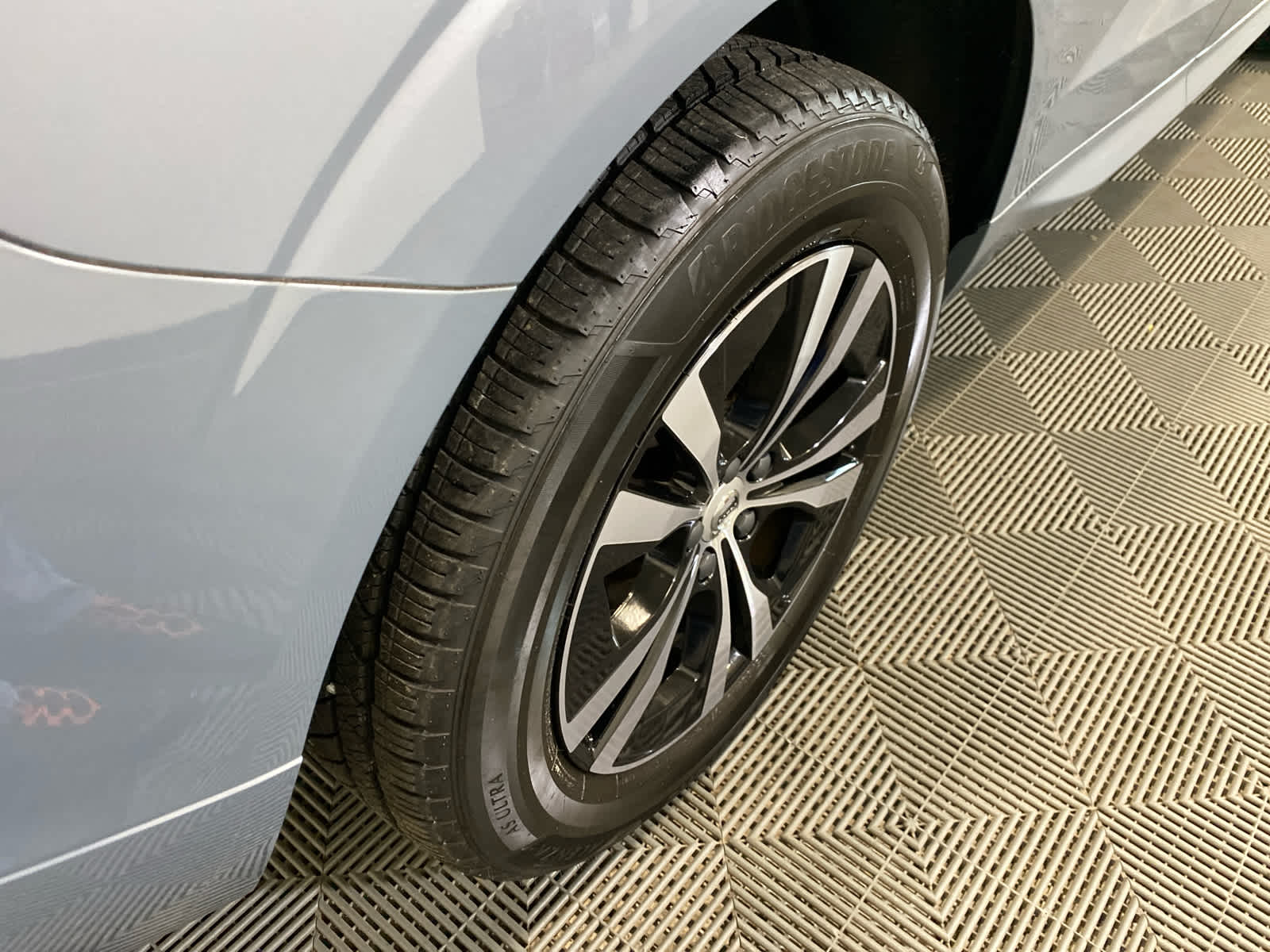 2023 Volvo XC60 Core