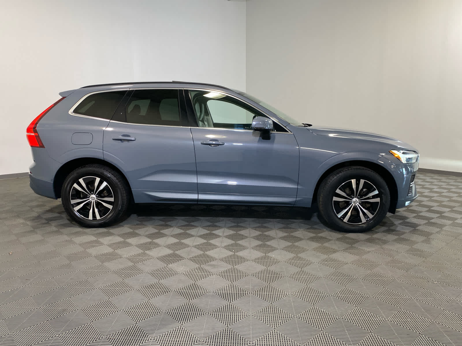 2023 Volvo XC60 Core