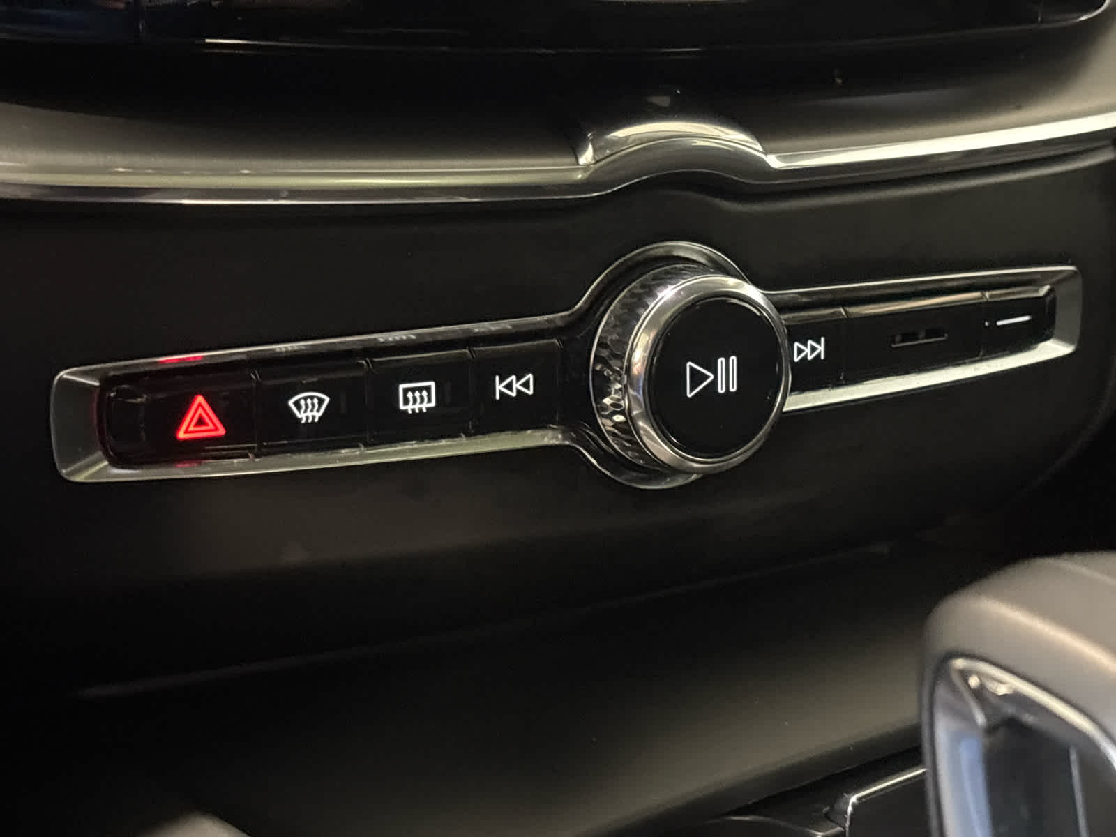 2023 Volvo XC60 Core