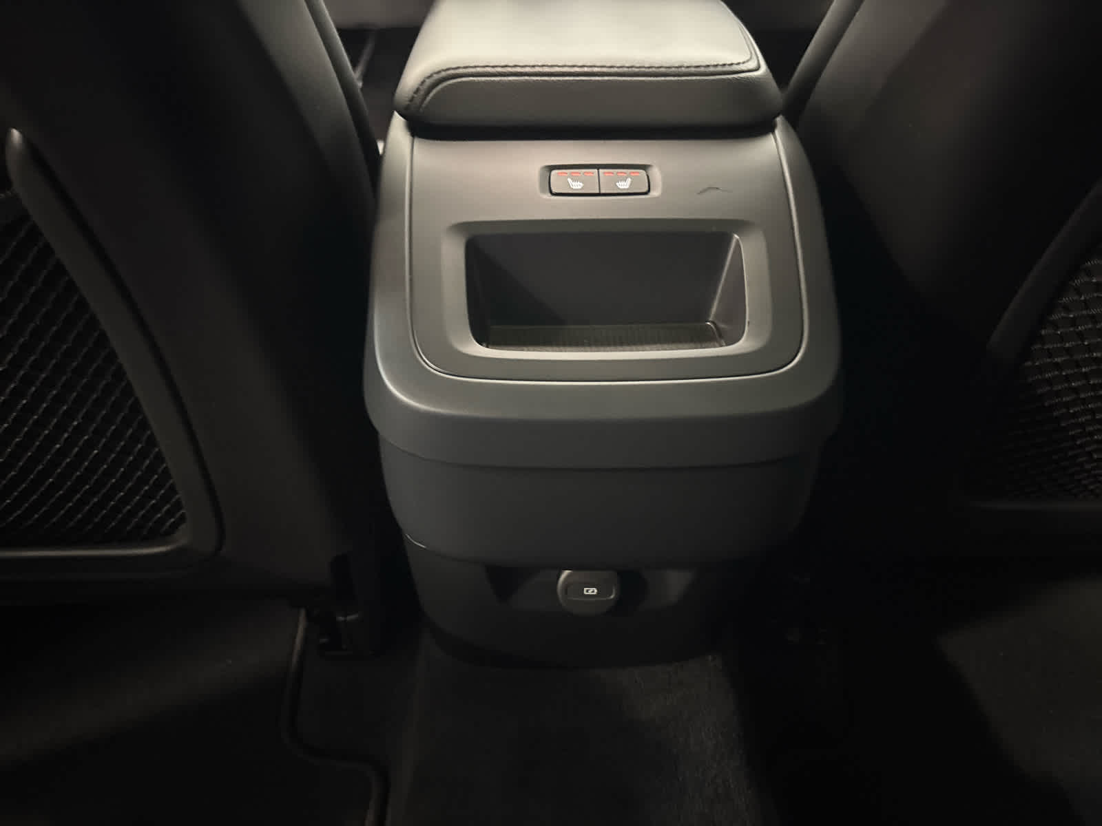 2023 Volvo XC60 Core