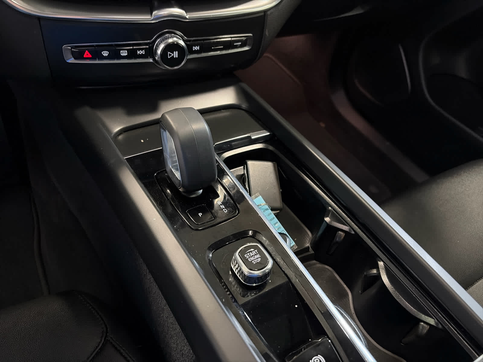 2023 Volvo XC60 Core
