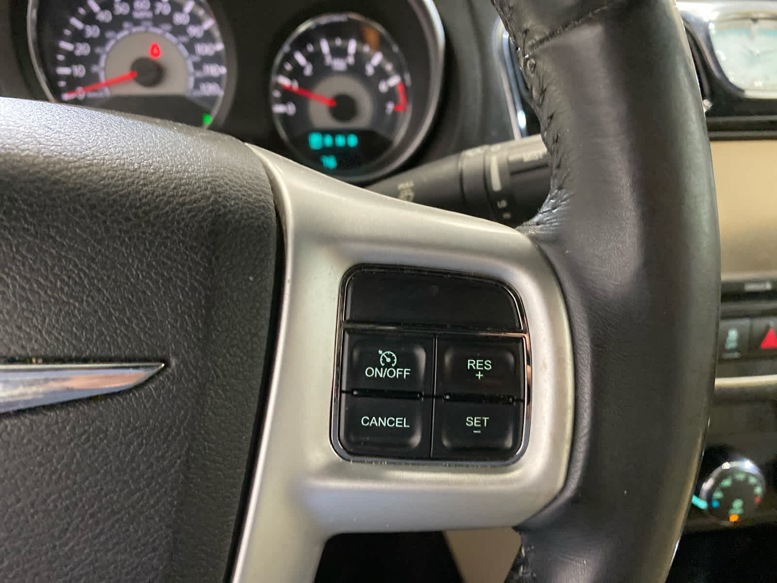 2013 Chrysler 200 Limited