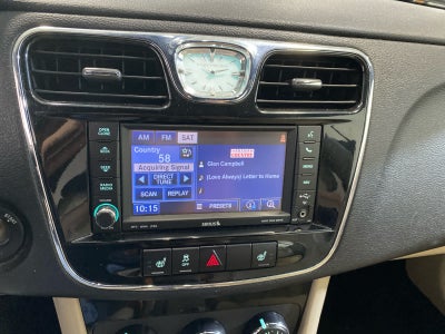 2013 Chrysler 200 Limited