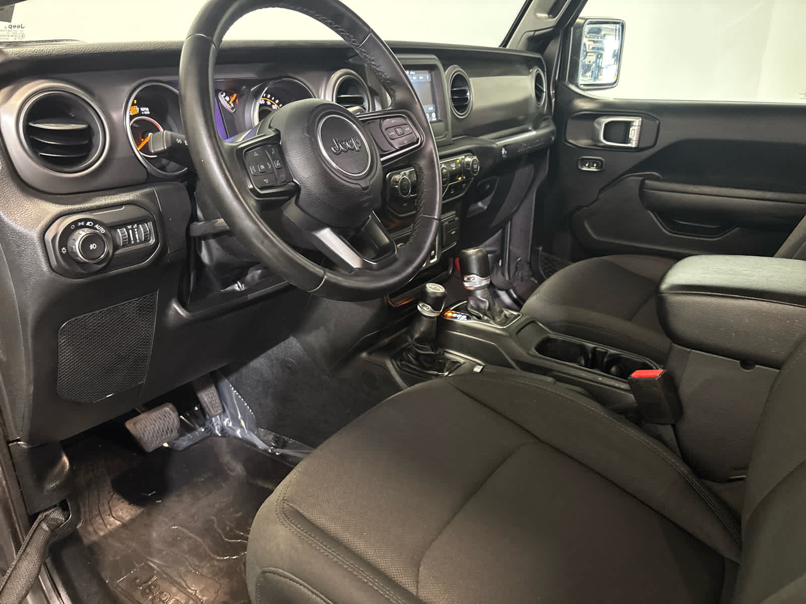 2022 Jeep Wrangler Sport S