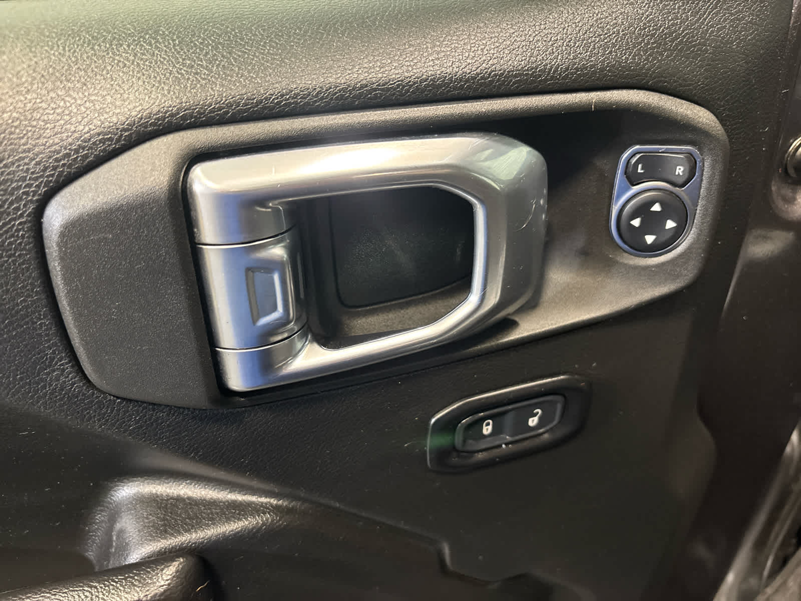 2022 Jeep Wrangler Sport S