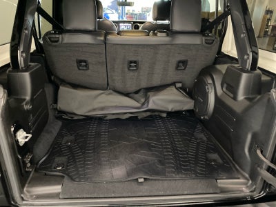 2022 Jeep Wrangler Unlimited Willys
