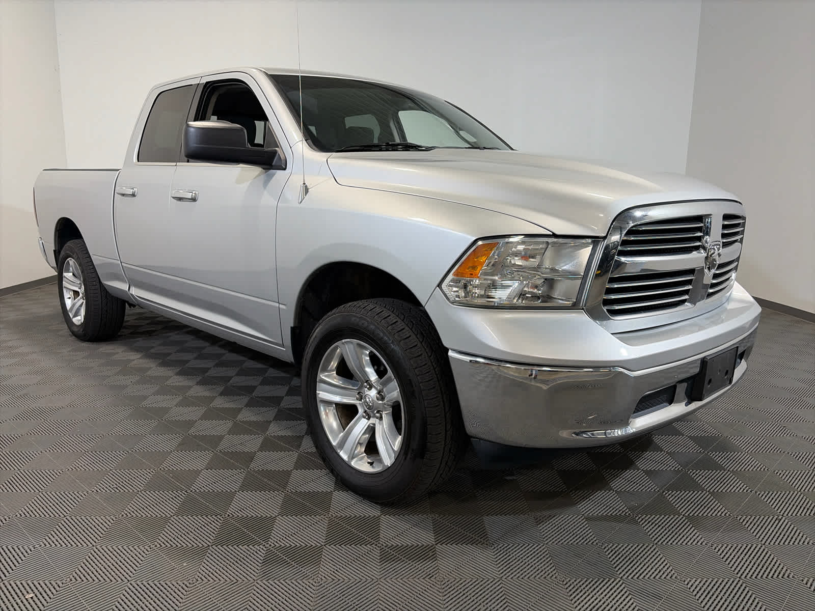 2018 RAM 1500 SLT