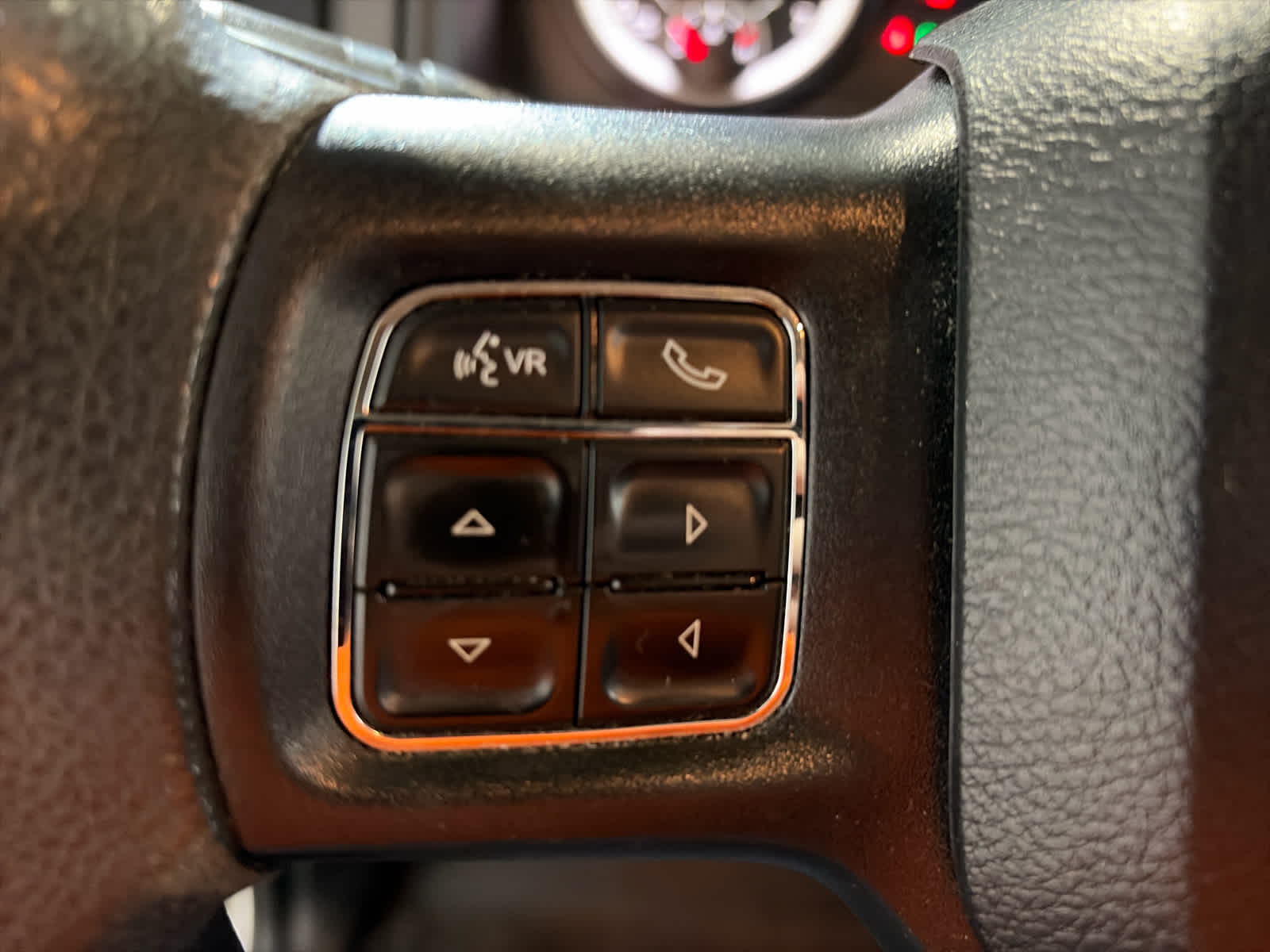 2018 RAM 1500 SLT