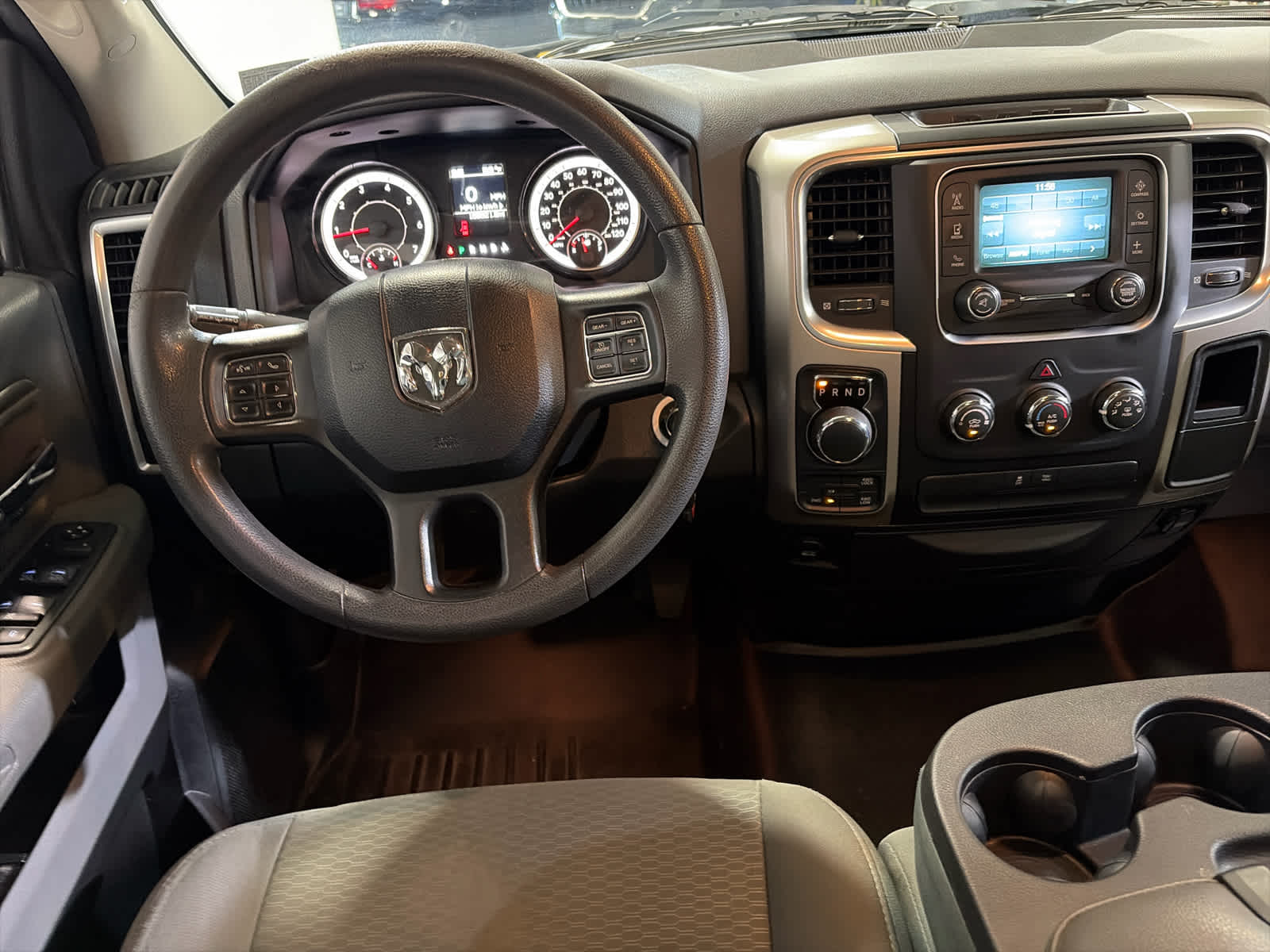 2018 RAM 1500 SLT