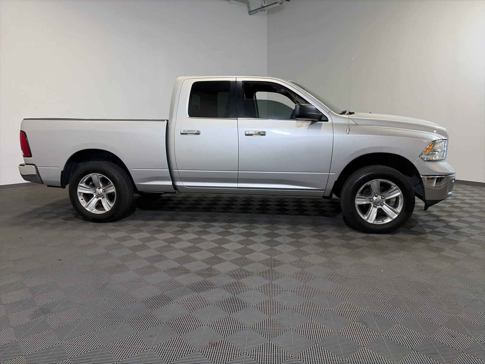 2018 RAM 1500 SLT